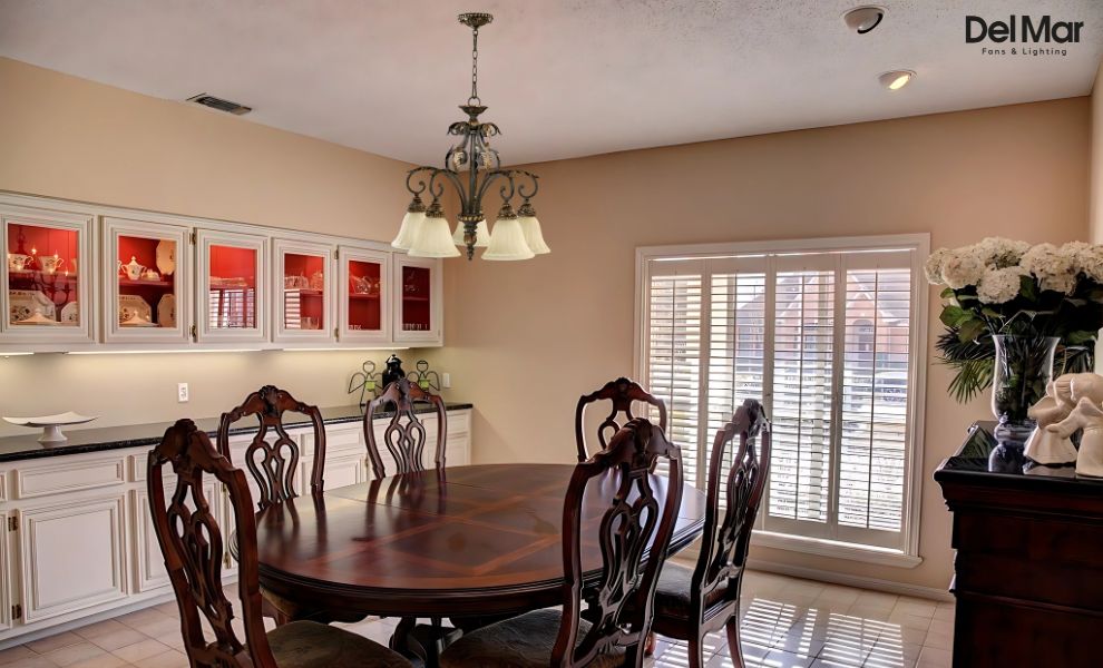 Quorum Rio Salado Chandelier in Dining Room
